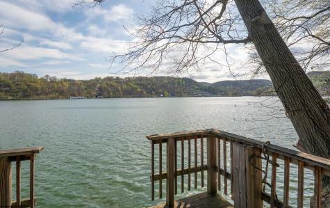 33 Waterside Drive Morgantown WV 26508