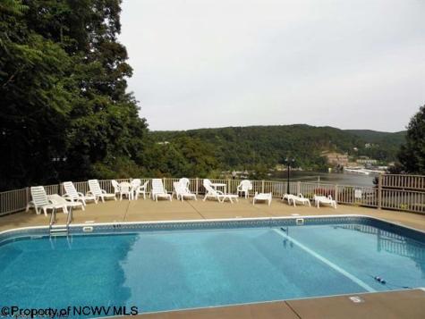 33 Waterside Drive Morgantown WV 26508
