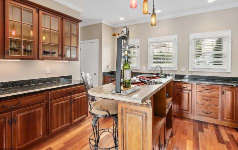 33 Waterside Drive Morgantown WV 26508