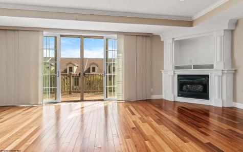 33 Waterside Drive Morgantown WV 26508