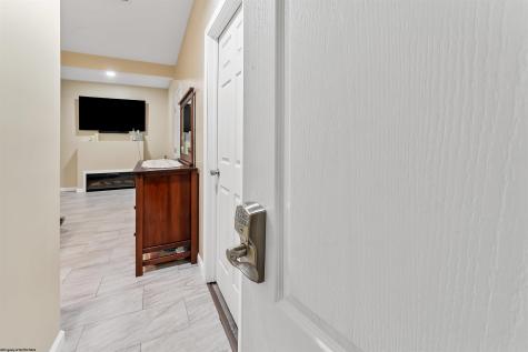 401 Turquoise Lane Morgantown WV 26508