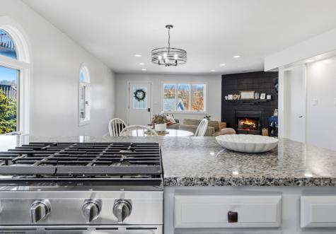 615 Mariner Village Morgantown WV 26508