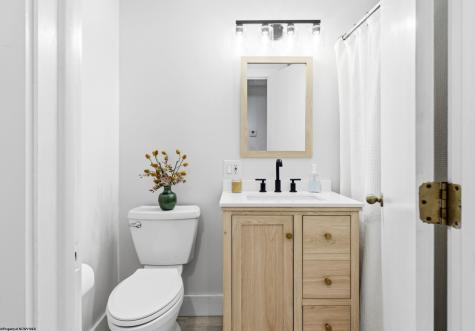 615 Mariner Village Morgantown WV 26508