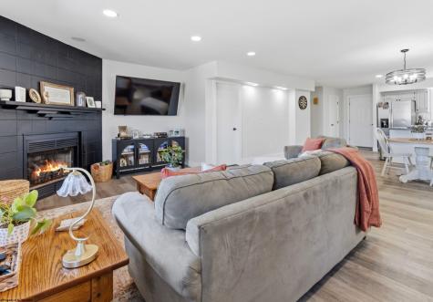 615 Mariner Village Morgantown WV 26508