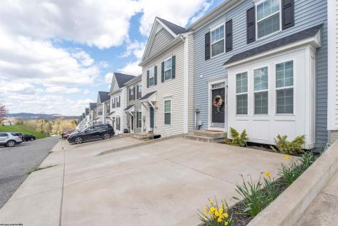 217 Falling Leaf Lane Morgantown WV 26501