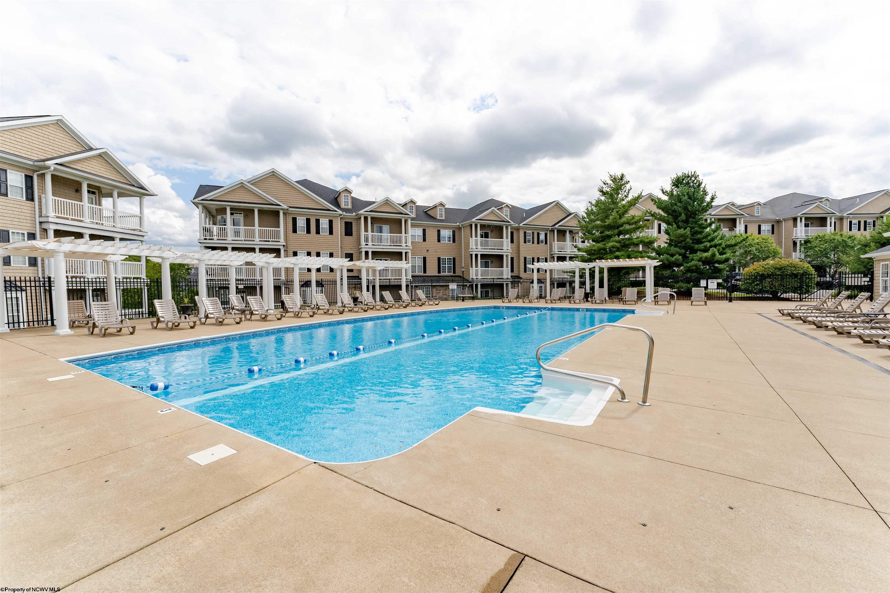 1111 Suncrest Village Morgantown WV 26505