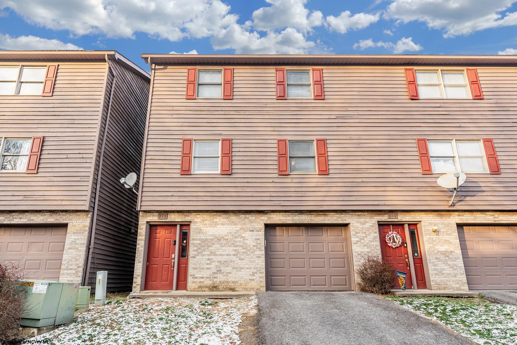 212 Stonegate Circle Morgantown WV 26505