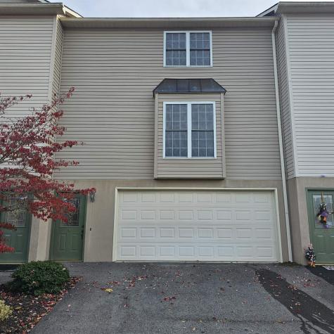 90 Clear Spring Drive Morgantown WV 26508