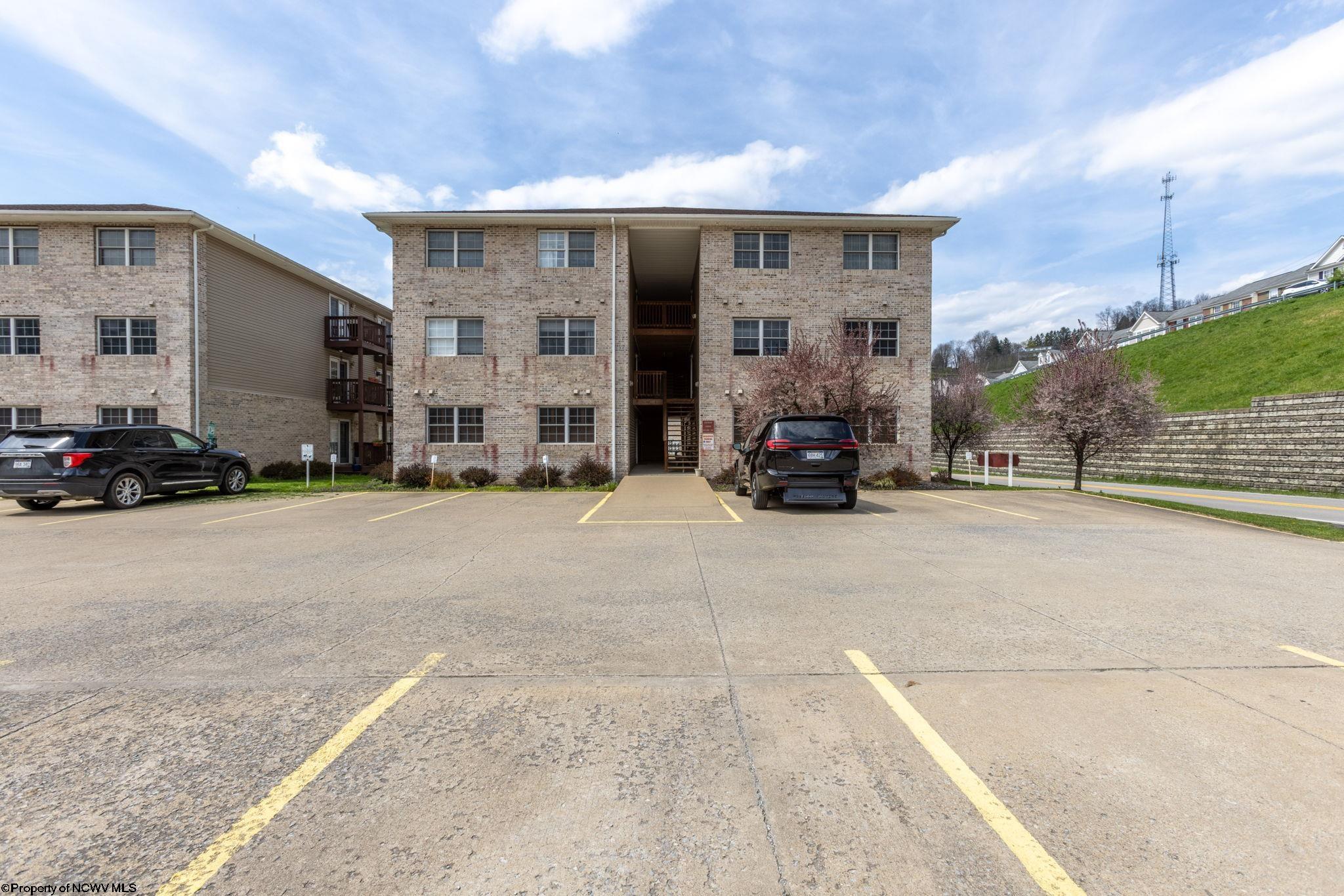 433 Creekside Drive Morgantown WV 26508