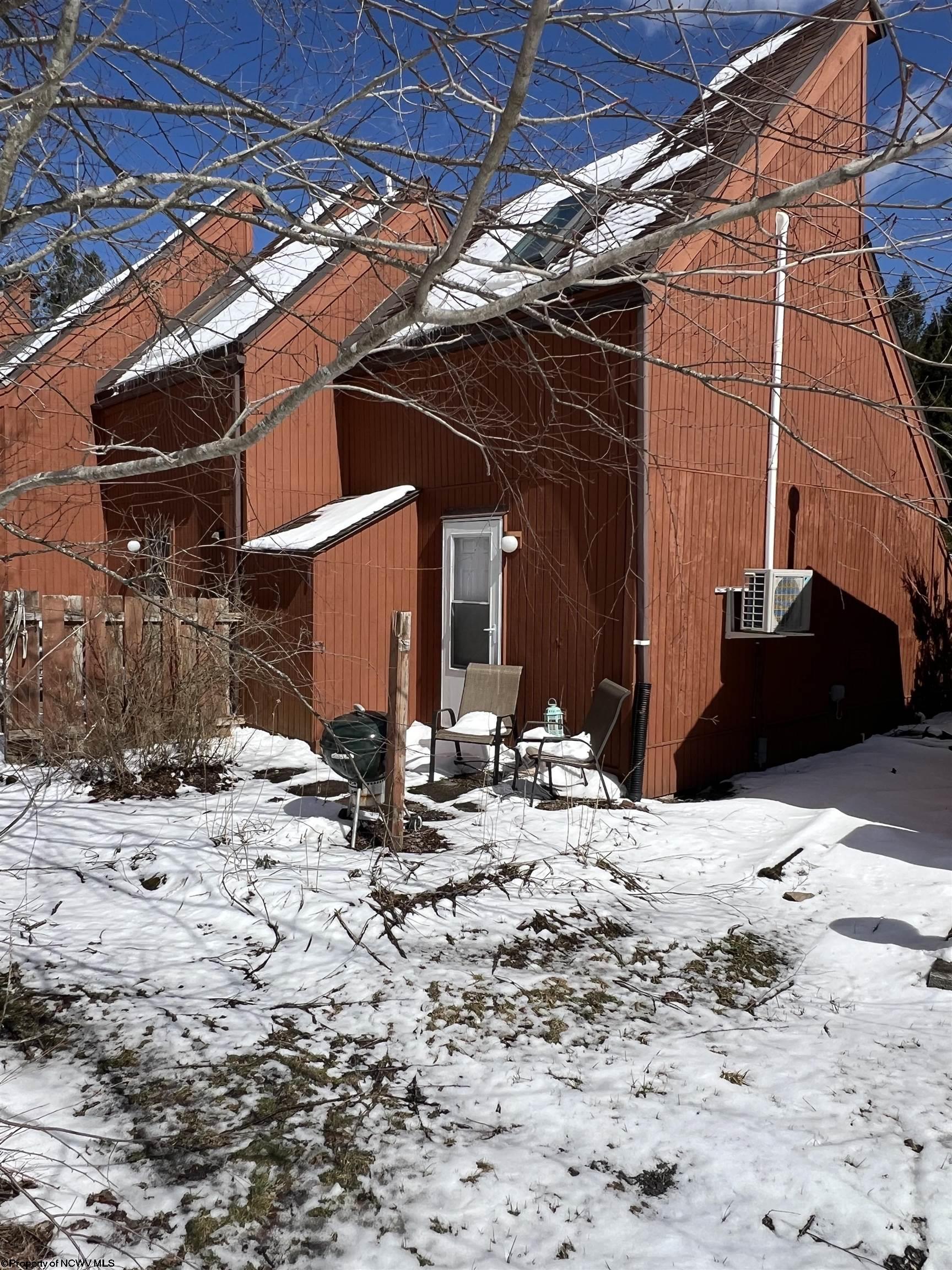 30 Pendletonheim Circle Davis WV 26260