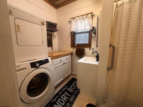 5055 Maxwell Ridge Road West Union WV 26456