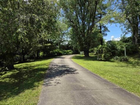 49 Price Hill Road Morgantown WV 26501-2319