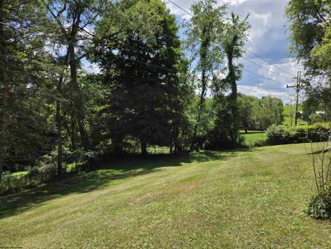49 Price Hill Road Morgantown WV 26501-2319