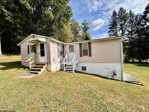 133 Sisler Street Kingwood WV 26537