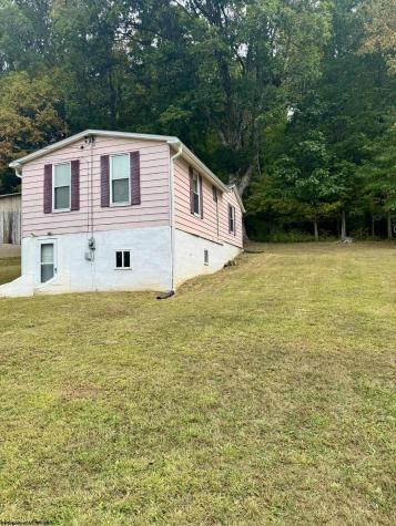 133 Sisler Street Kingwood WV 26537