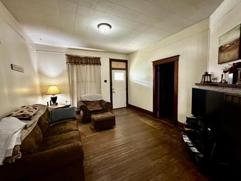 103 Washington Street Mannington WV 26582-0000