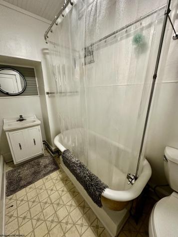 103 Washington Street Mannington WV 26582-0000