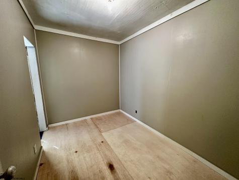 103 Washington Street Mannington WV 26582-0000