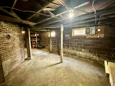 103 Washington Street Mannington WV 26582-0000