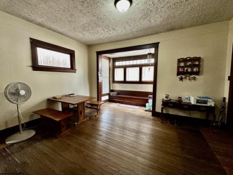 103 Washington Street Mannington WV 26582-0000