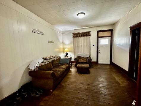 103 Washington Street Mannington WV 26582-0000
