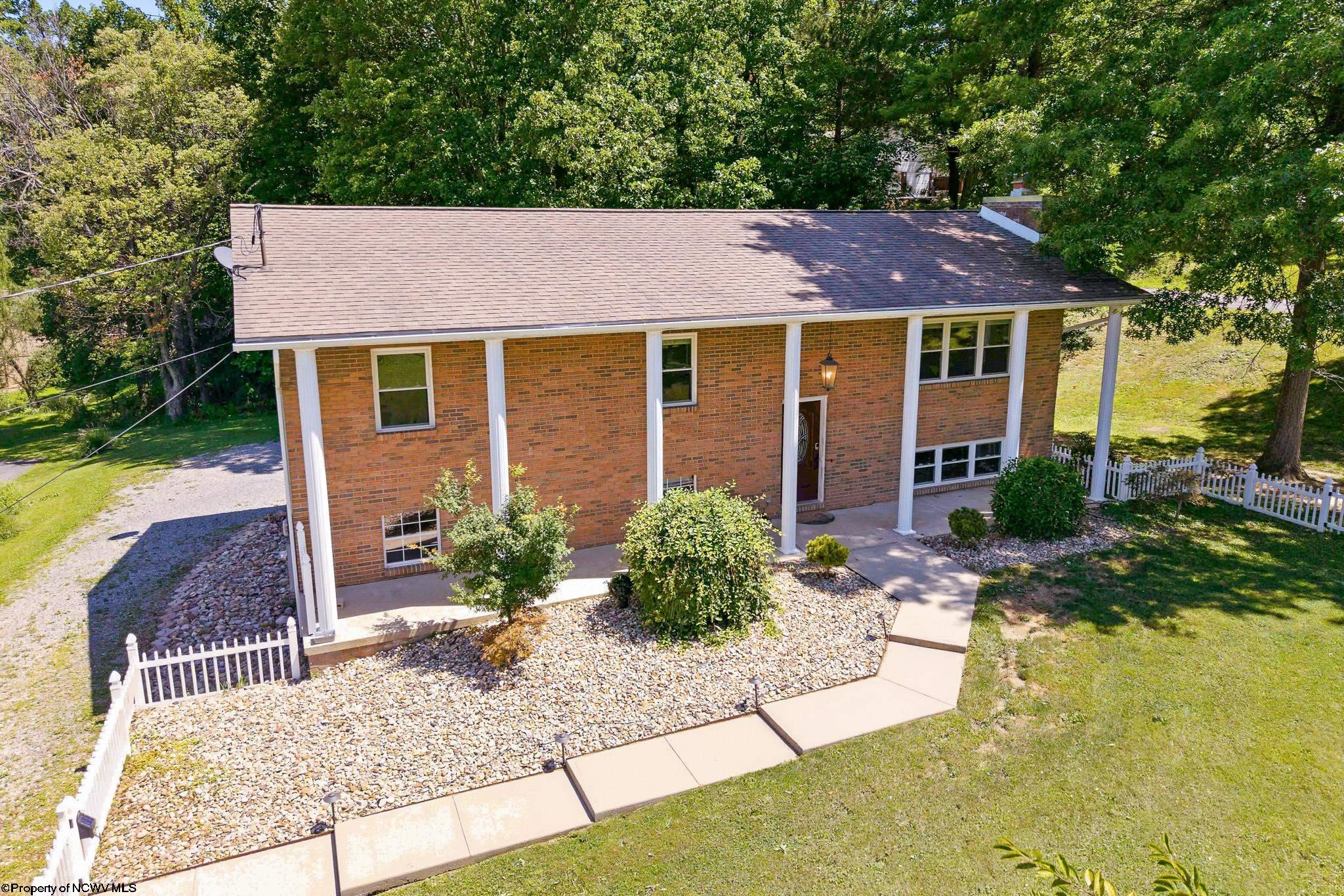878 Shaffer Lane Morgantown WV 26508