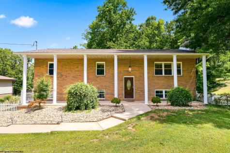 878 Shaffer Lane Morgantown WV 26508