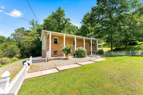 878 Shaffer Lane Morgantown WV 26508