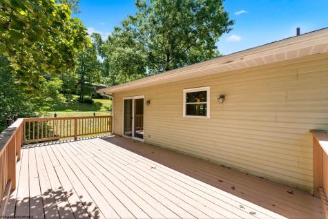 878 Shaffer Lane Morgantown WV 26508