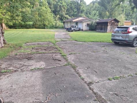 2861 Wilsonburg Road Clarksburg WV 26301