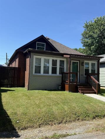 8026 Plainwood Avenue Stonewood WV 26301