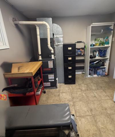 8026 Plainwood Avenue Stonewood WV 26301