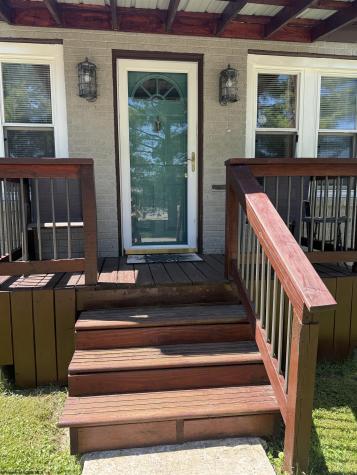 8026 Plainwood Avenue Stonewood WV 26301