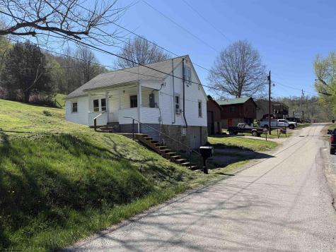 605 Sheridan Street Glenville WV 26351