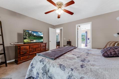 388 Arbogast Lane Morgantown WV 26508