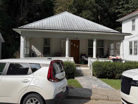 230 Cottage Avenue Weston WV 26452