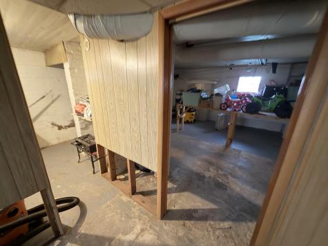 230 Cottage Avenue Weston WV 26452