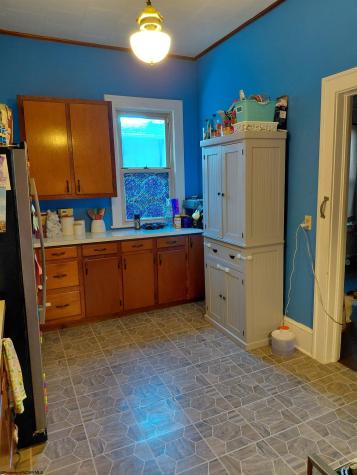 230 Cottage Avenue Weston WV 26452