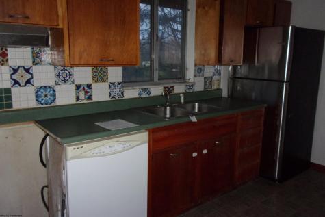 32 Cleveland Avenue Westover WV 26501