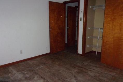 32 Cleveland Avenue Westover WV 26501