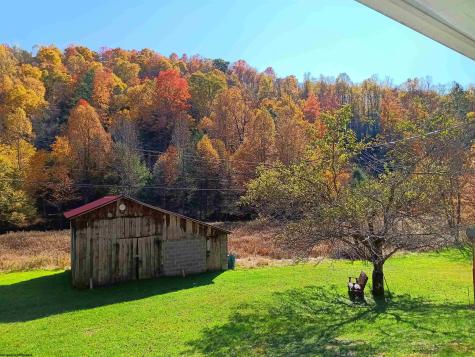 61 Smith Bridge Road Helvetia WV 26224