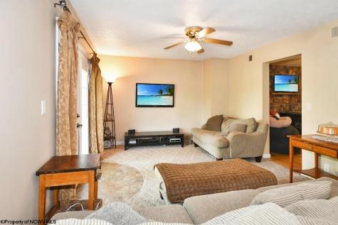 13 Devin Lane Morgantown WV 26508