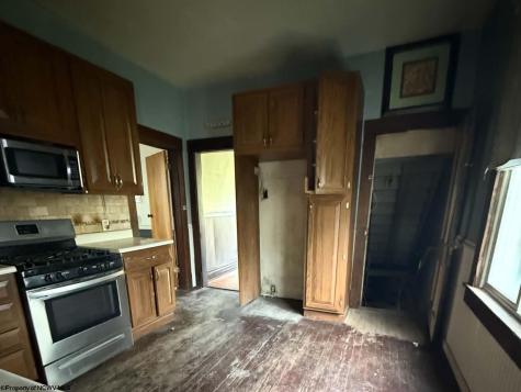 178 East Street Masontown WV 26542