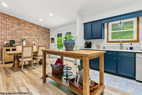 12 Coolview Lane Bridgeport WV 26330