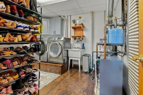12 Coolview Lane Bridgeport WV 26330