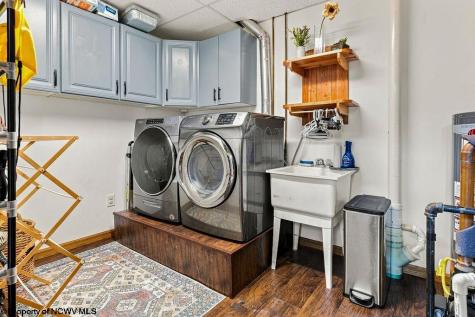 12 Coolview Lane Bridgeport WV 26330