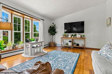 12 Coolview Lane Bridgeport WV 26330