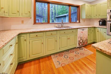 17 Goldfinch Lane Terra Alta WV 26764