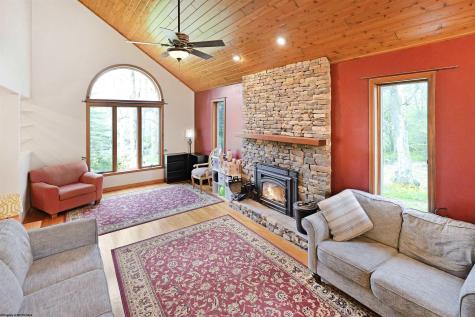 17 Goldfinch Lane Terra Alta WV 26764