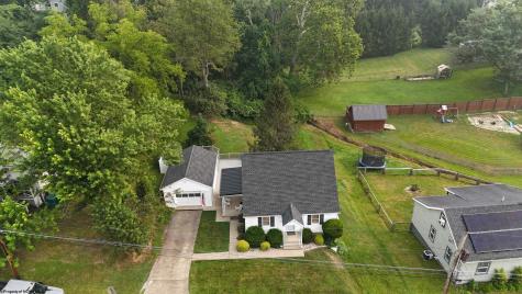 122 E Smith Street Bridgeport WV 26330
